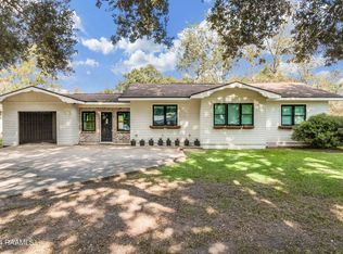 1197 Bordelon Rd, Breaux Bridge, LA 70517