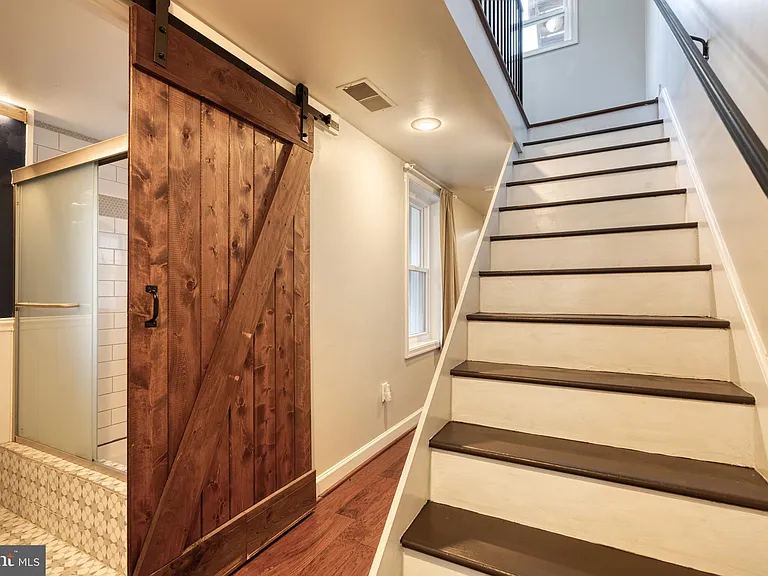 2218 Fleet St — Photo 22