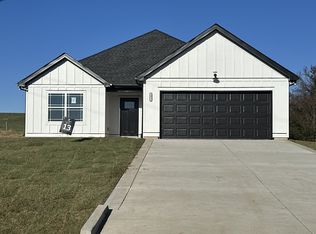 3011 Longview Ct LOT 13, Dickson, TN 37055