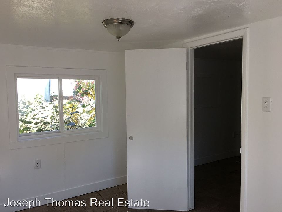 2nd image of 26 N Main St APT 10