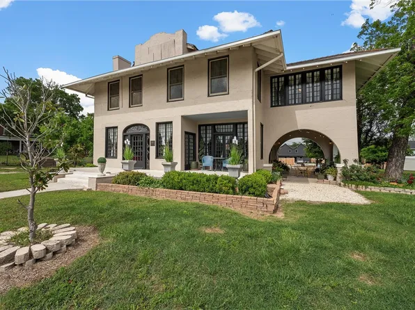 905 N 18th St, Waco, TX 76707