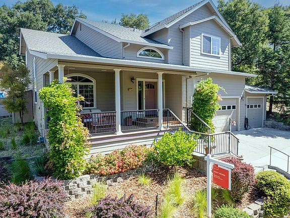 2nd image of 230 Clear Ridge Drive
