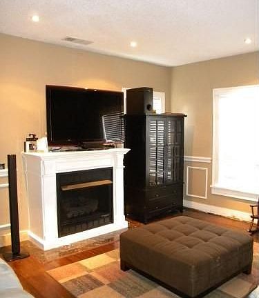2nd image of 2227 Provine St