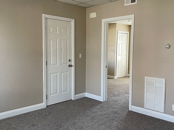5th image of 52 Clinton St #1