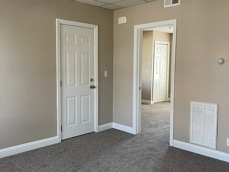 52 Clinton St #1 — Photo 5