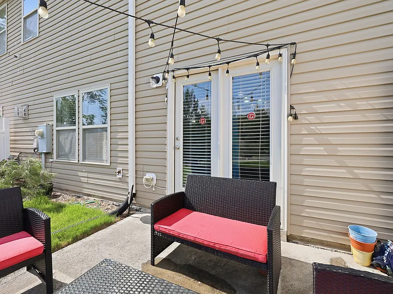 115 Crusaders Dr — Photo 41