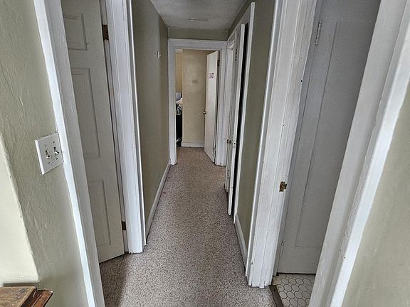 2nd image of 213 N Eagleville Rd