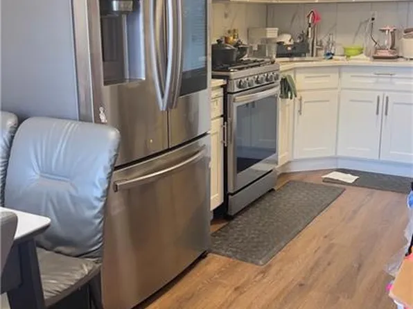 1853 West 4th Street image 6 of 12