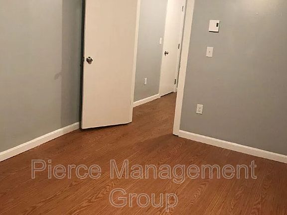 5th image of 6 Old Chester Rd APT 7