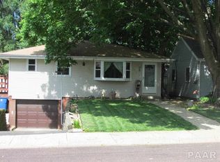 3823 W Illinois Ave, Peoria Heights, IL 61616