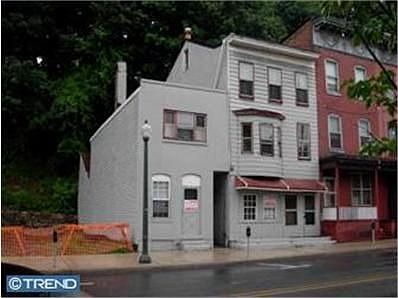 1st image of 529 N Centre St