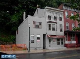529 N Centre St, Pottsville, PA 17901