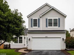 5911 Emerald Pointe Dr, Plainfield, IL 60586