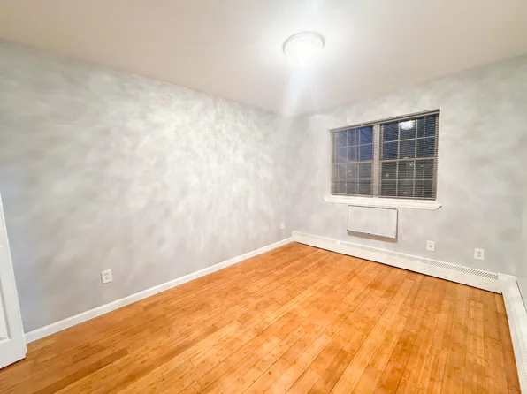 1411 Saint Mark's Avenue image 7 of 13