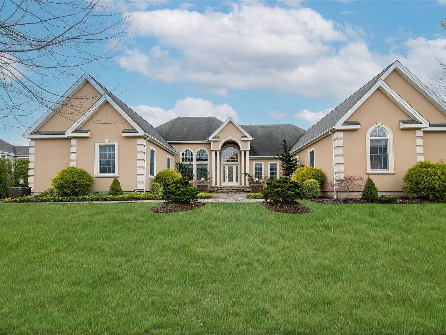 9 Turnberry Court, Dix Hills, NY 11746 Zillow