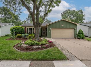 8866 Manton Ave, Plymouth, MI 48170