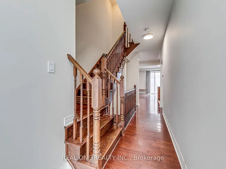 2319 Stone Glen Cres — Photo 23