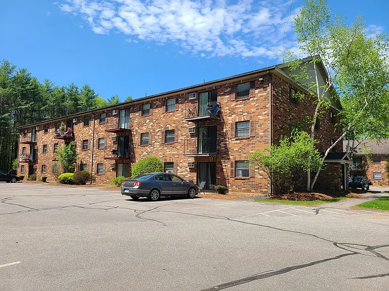 Timber Lake Apartments — Photo 7