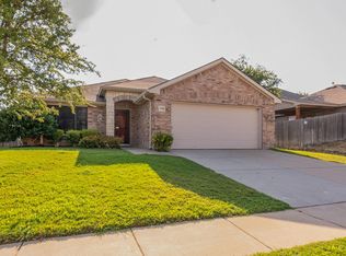 13048 Fencerow Rd, Fort Worth, TX 76244