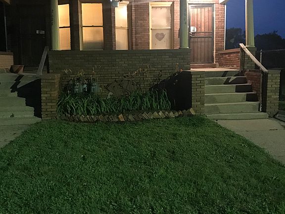 3rd image of 2604 Cadillac Blvd