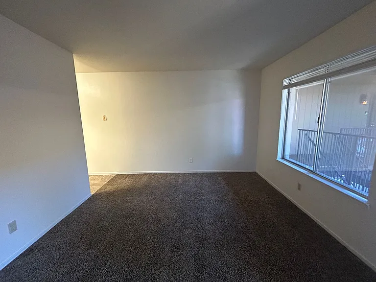 52 S Parsons Ave #C — Photo 13