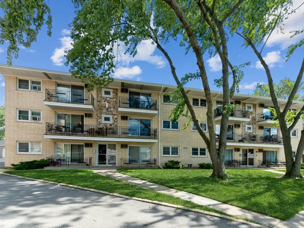 17421 70th Ave APT 2W, Tinley Park, IL 60477