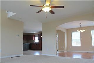 5th image of 1006 Cobble Dr