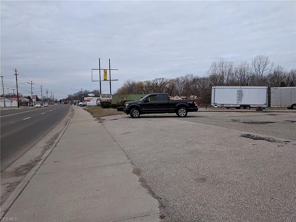 1st image of 2211 W Prospect Rd