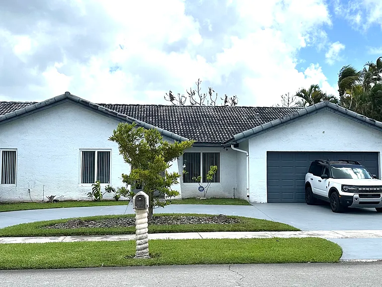 14486 SW 44th St — Photo 24
