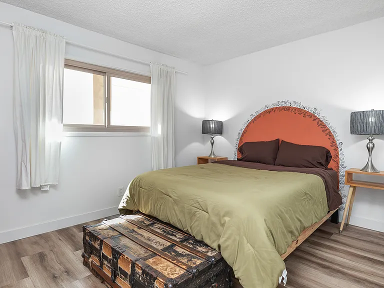 2514 Clairemont Dr #205 — Photo 11