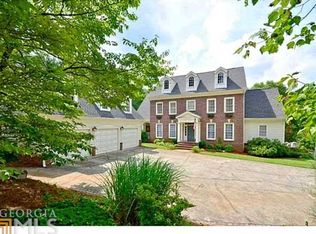 2206 Cox Rd, Woodstock, GA 30188