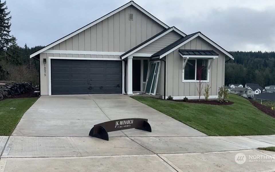 1st image of 18575 Sawgrass Drive SE