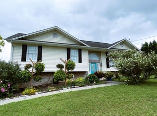 136 Lauren Dr, Rogersville, TN 37857