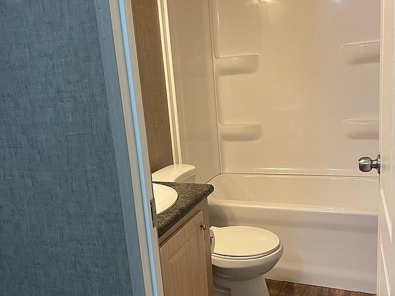 5th image of 2625 S West St #251