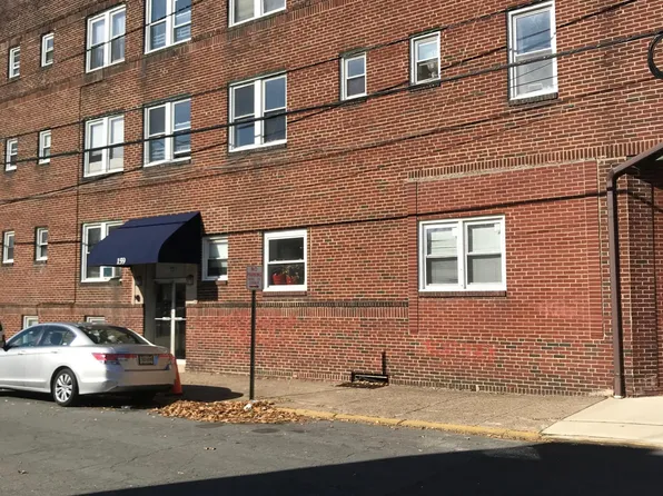 159 Jacoby St APT 12, Maplewood, NJ 07040