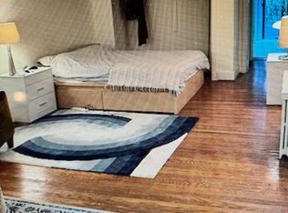 327 S 18th St APT 1R, Philadelphia, PA 19103