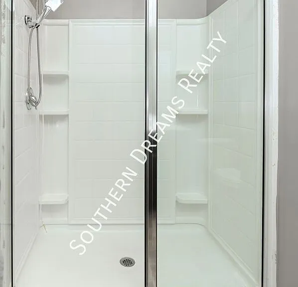 414 Tulip Way — Photo 46