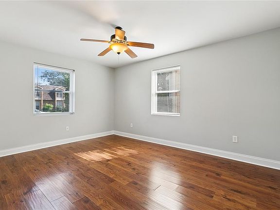 3rd image of 6734-36 Catina St