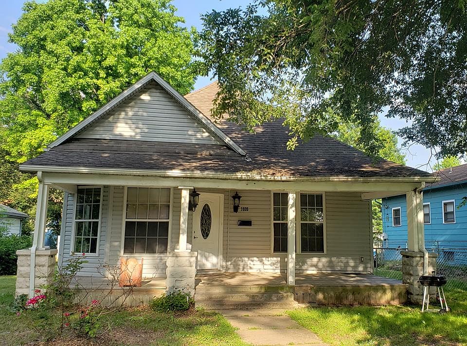 1st image of 1606 N Elm St