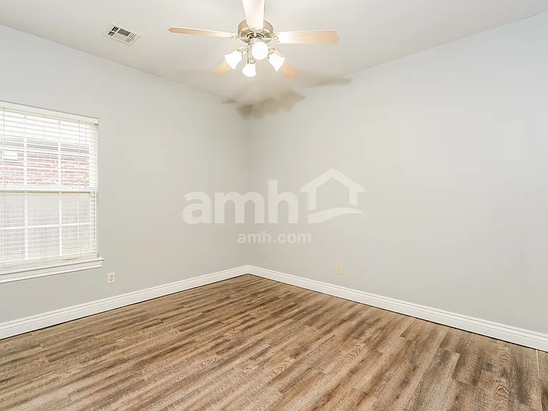 3310 W Atlanta St — Photo 13