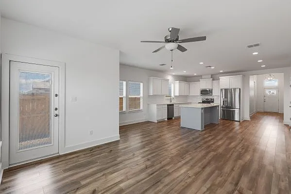 15306 Cruiser St #B — Photo 16