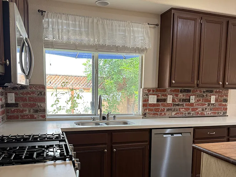 31081 Bunker Dr — Photo 3