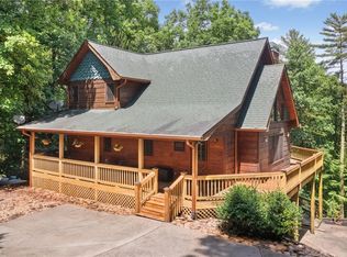 352 Lookiba Ln, Ellijay, GA 30540