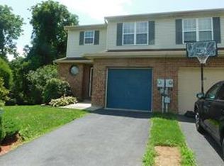 12 Freedom Ter, Easton, PA