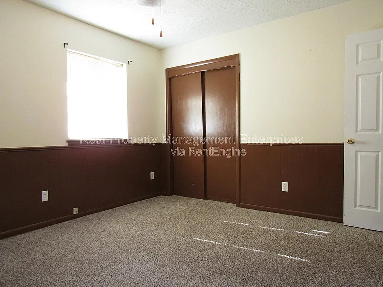 1214 Beaumont St — Photo 8