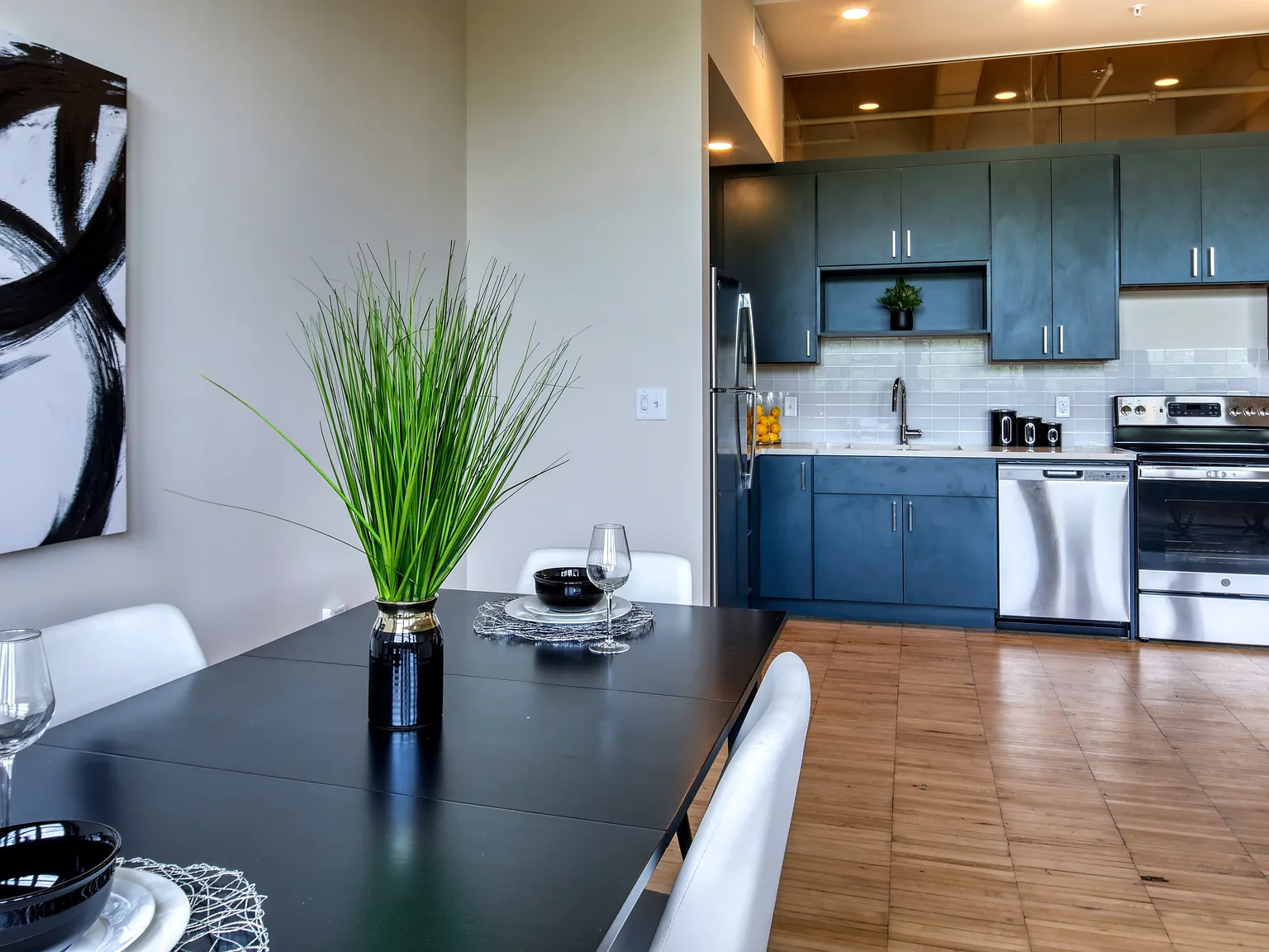 Model Tobacco Lofts — Photo 1