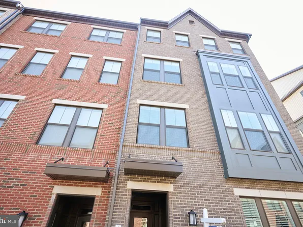 43437 Stonewood Crossing Ter, Ashburn, VA 20148