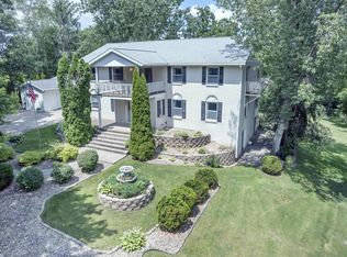 2129 Vintage Dr, Fitchburg, WI 53575