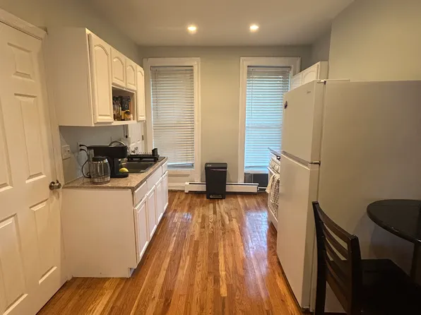 262 Suydam Ave APT 2, Jersey City, NJ 07304