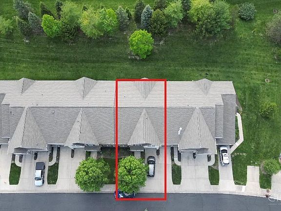 3rd image of 5835 Bayswater Dr
